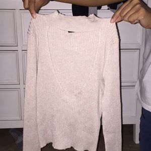 Nude and grey crop with sleeves